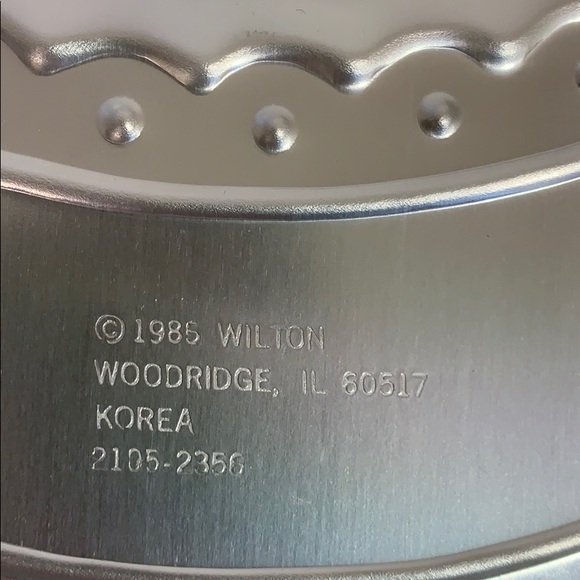 WILTON Cake Pan - Picture 4 of 7